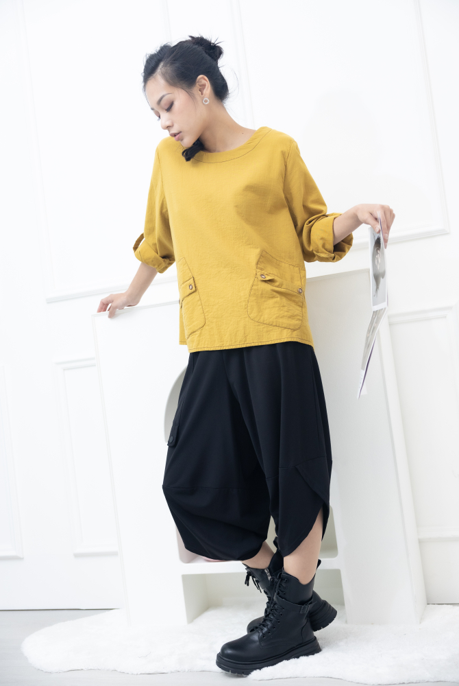 긴팔 船型領下擺開叉上衣 / 芥黃色