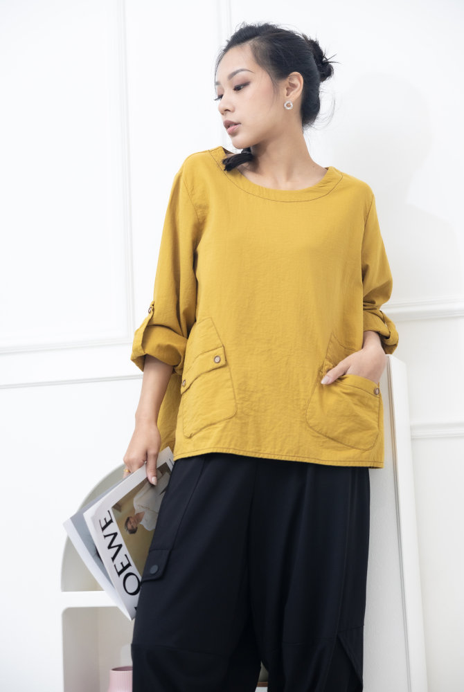 긴팔 船型領下擺開叉上衣 / 芥黃色