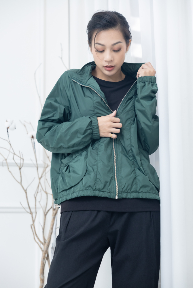 코트 下擺彈性抽繩風衣外套 / 綠色