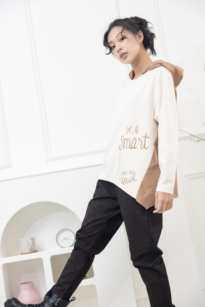 긴팔 半臉印花後拼棉布上衣 / 米黃色