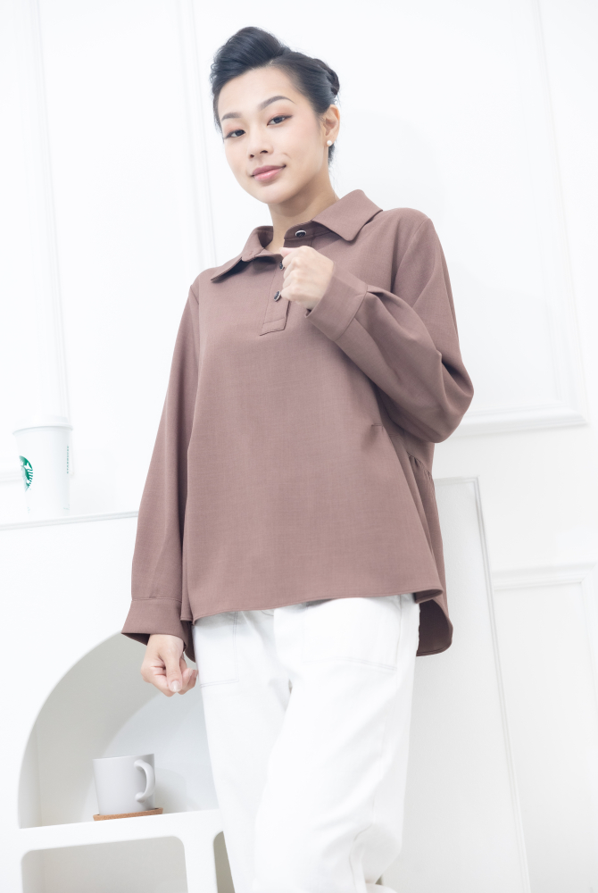 긴팔 立領 A字型 腰部抓皺長袖上衣／淺咖色