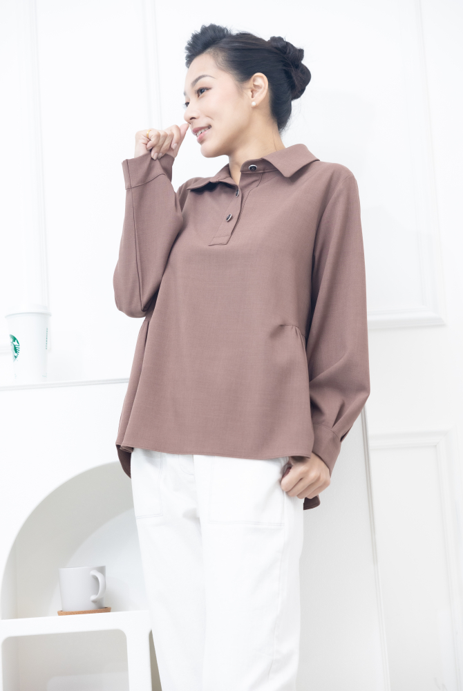 긴팔 立領 A字型 腰部抓皺長袖上衣／淺咖色