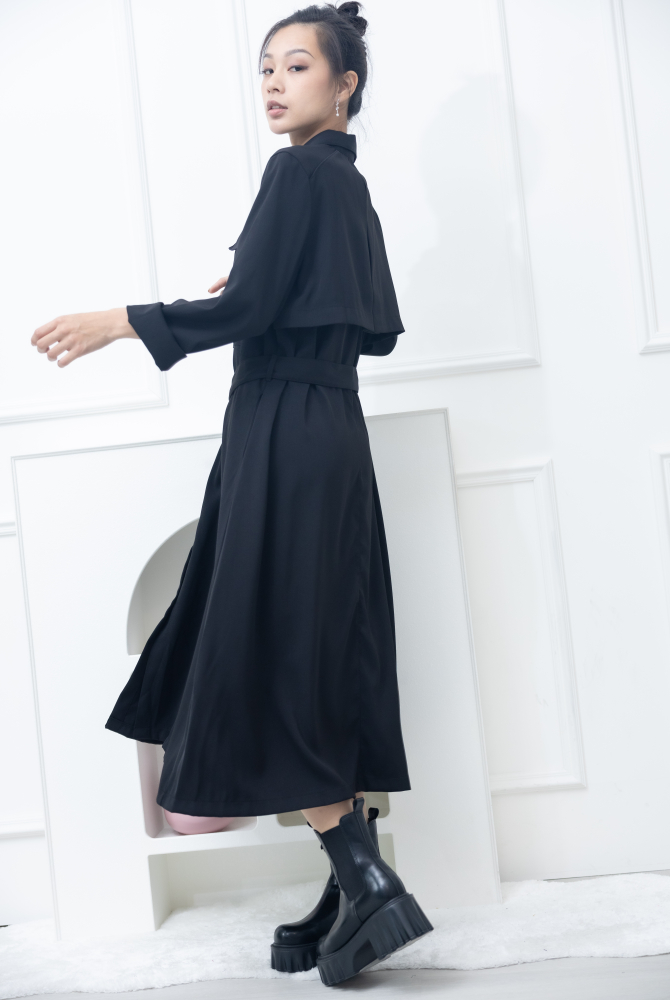 원피스 立領小A字假口袋洋裝 / 黑色