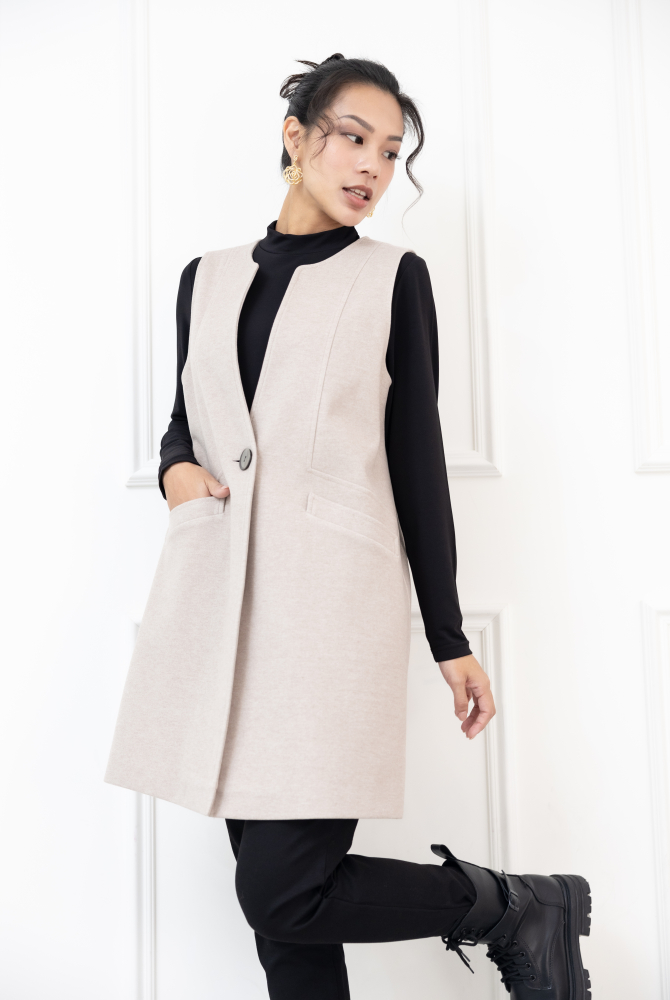 조끼 無領單扣長版毛料背心 / 杏色