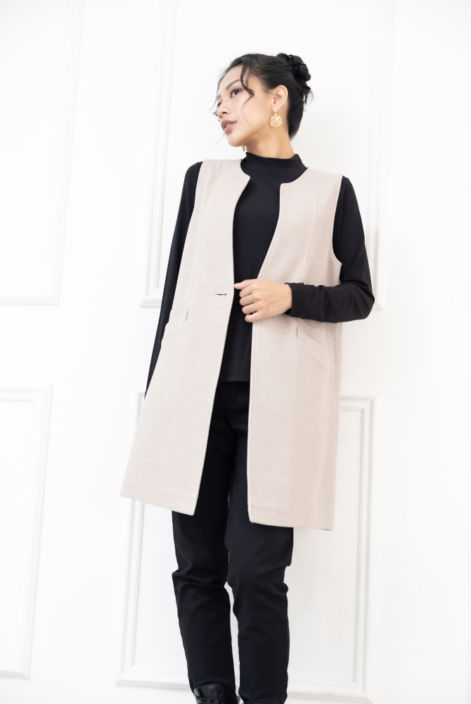 조끼 無領單扣長版毛料背心 / 杏色