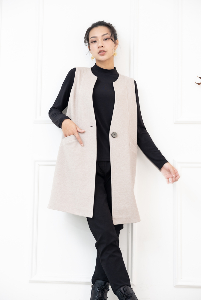 조끼 無領單扣長版毛料背心 / 杏色