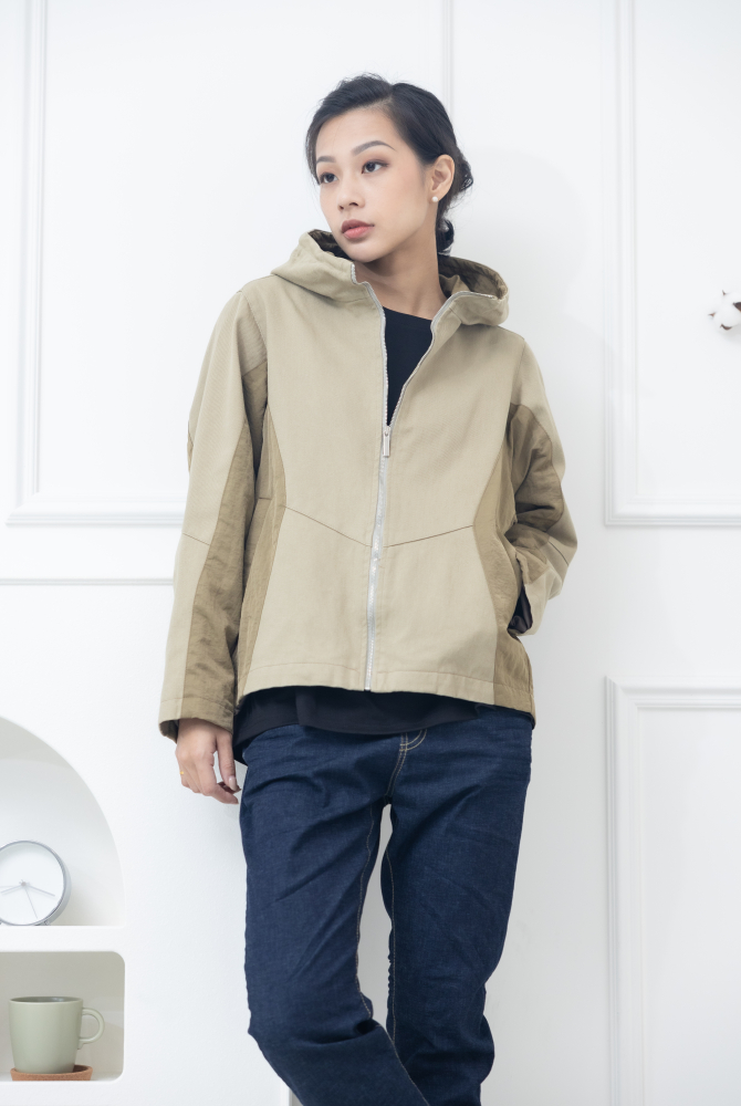 코트 異材質拼接拉鍊外套 / 杏綠色