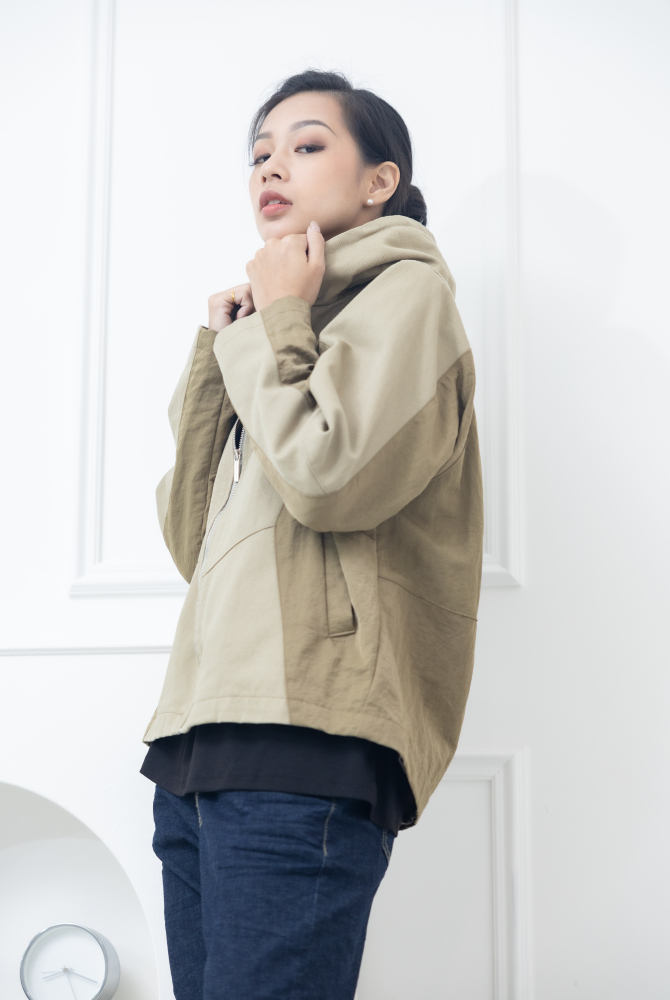 코트 異材質拼接拉鍊外套 / 杏綠色