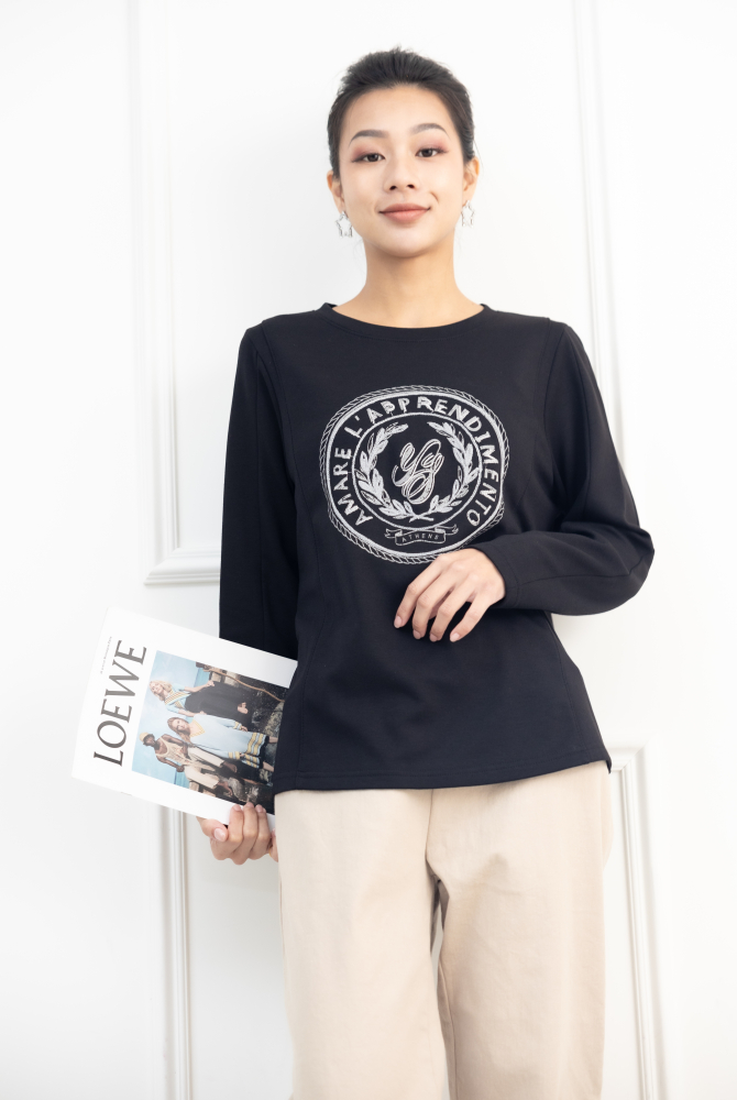 긴팔 毛線圓型圖騰 u領上衣 / 黑色