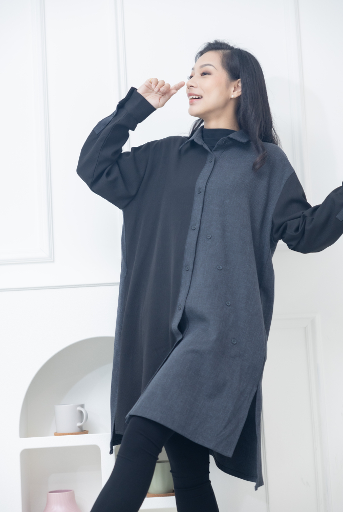 긴팔 灰拼黑立領長版上衣