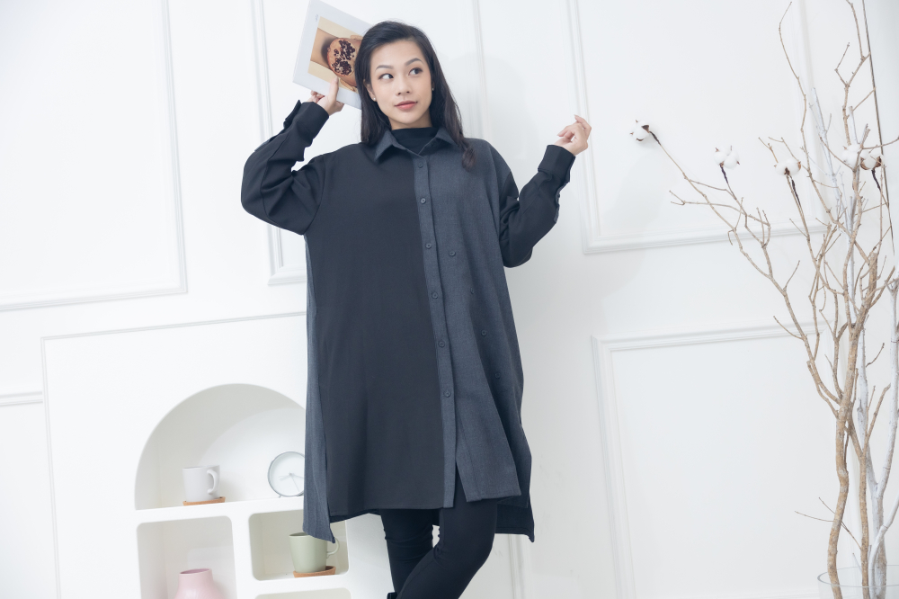 긴팔 灰拼黑立領長版上衣