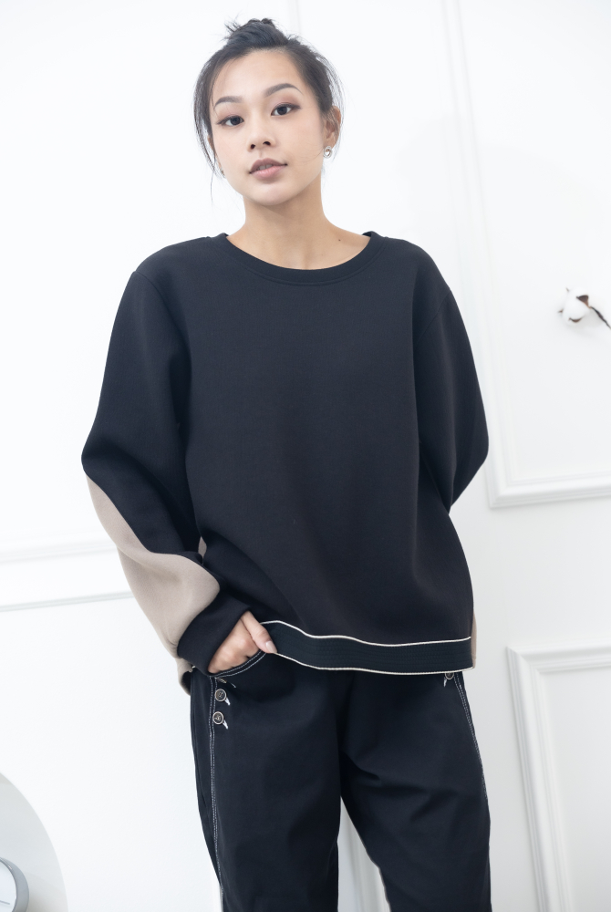 긴팔 黑色可可色拼接上衣