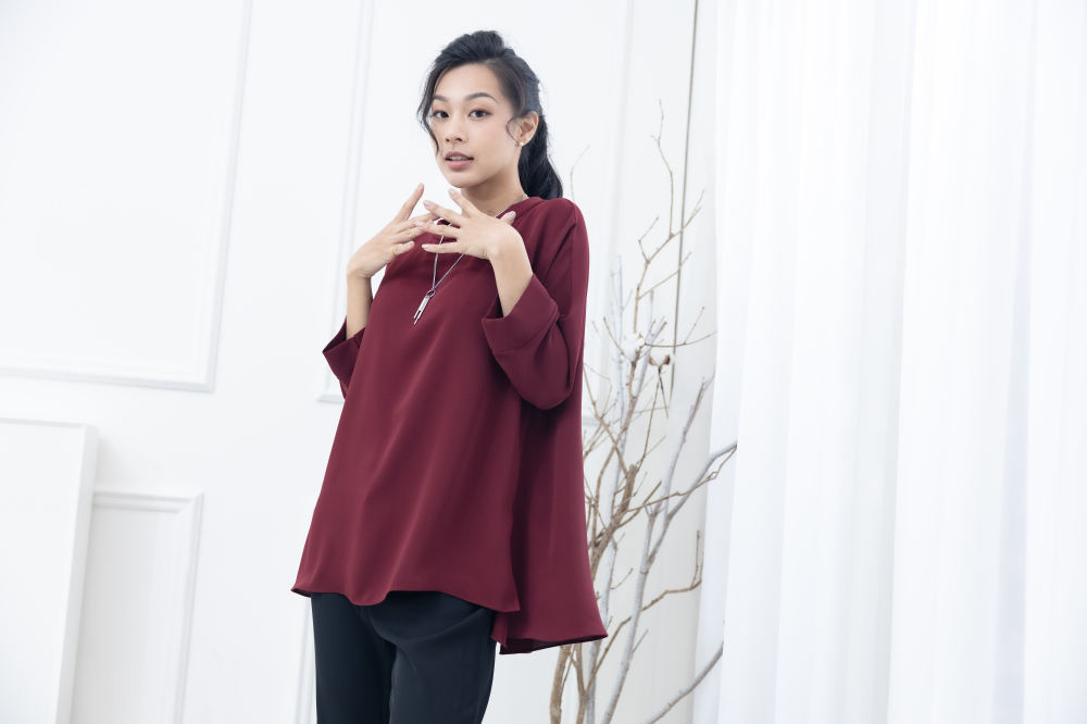 긴팔 高領前短後長雪紡上衣 / 棗紅色
