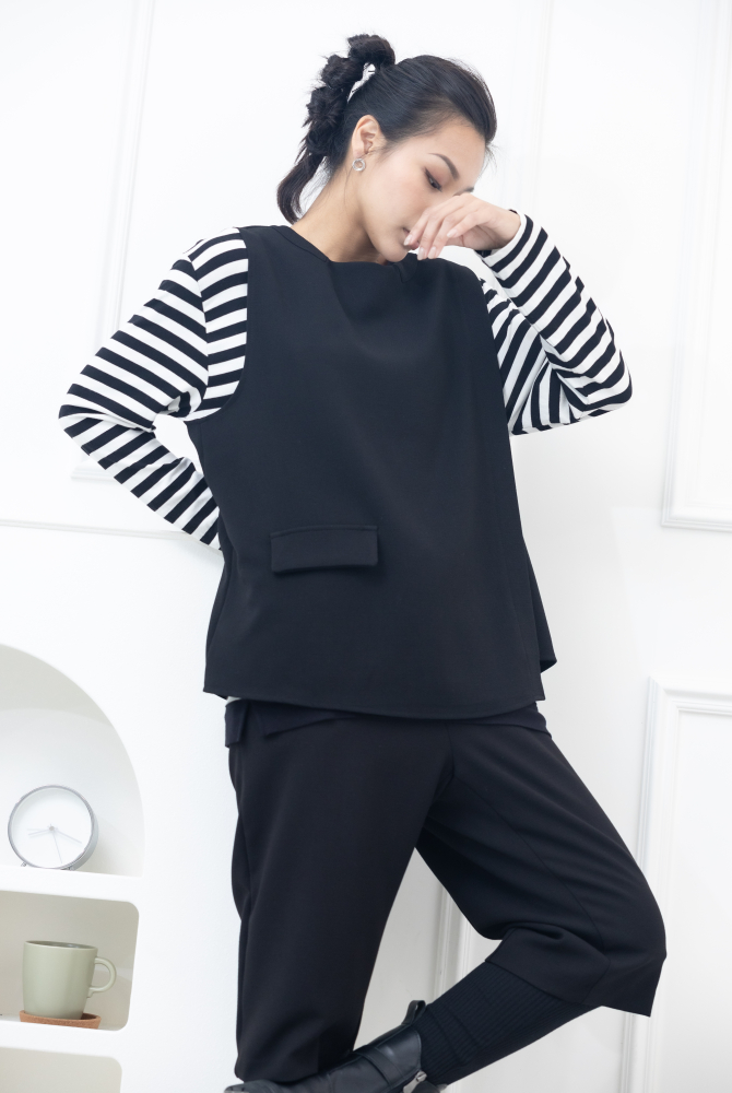 조끼 假口袋後半拉鍊背心 / 黑色