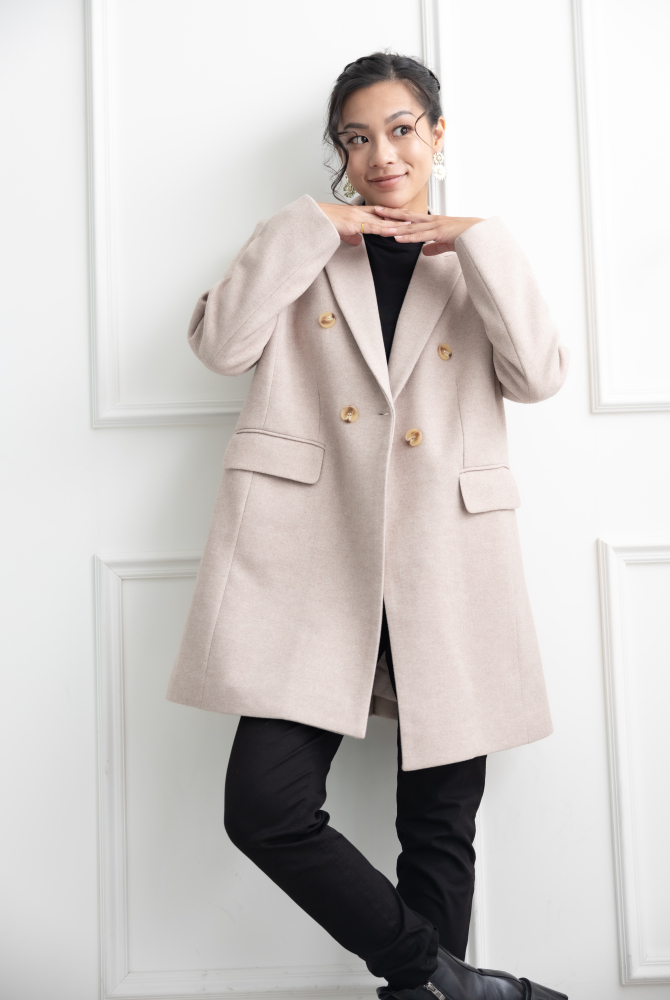 코트 襯衫領四顆雙排釦長版外套 / 杏色