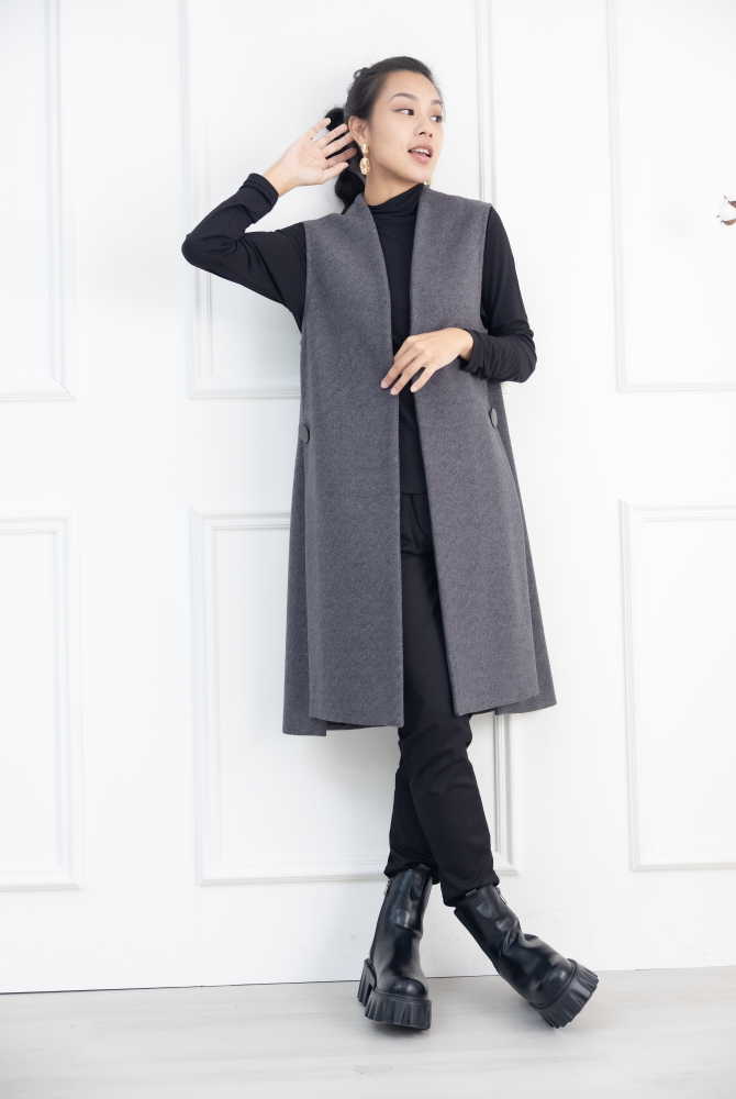 조끼 無扣無拉鍊側開衩長版背心 / 灰色