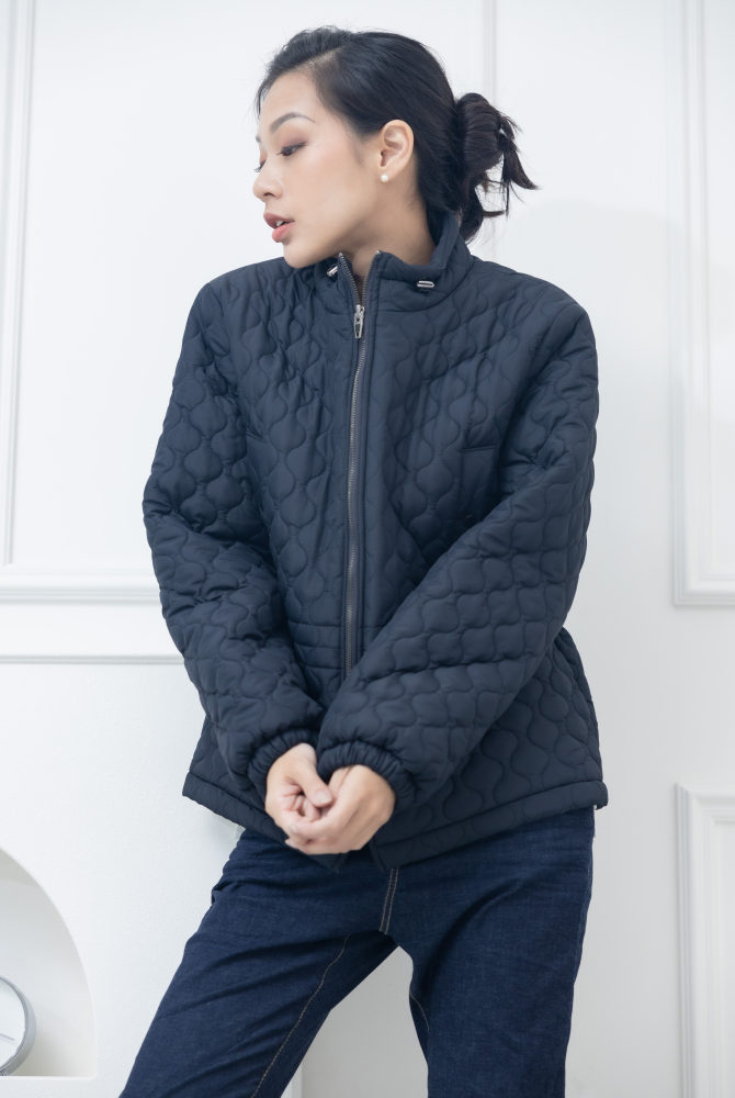 코트 束繩串珠似壓紋短版外套 / 黑色