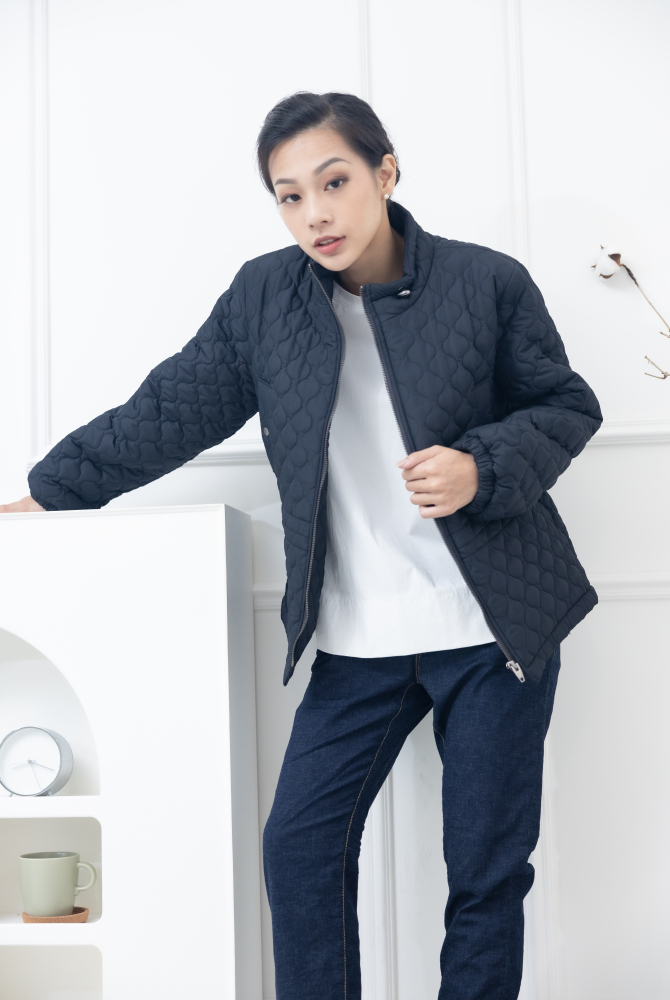 코트 束繩串珠似壓紋短版外套 / 黑色