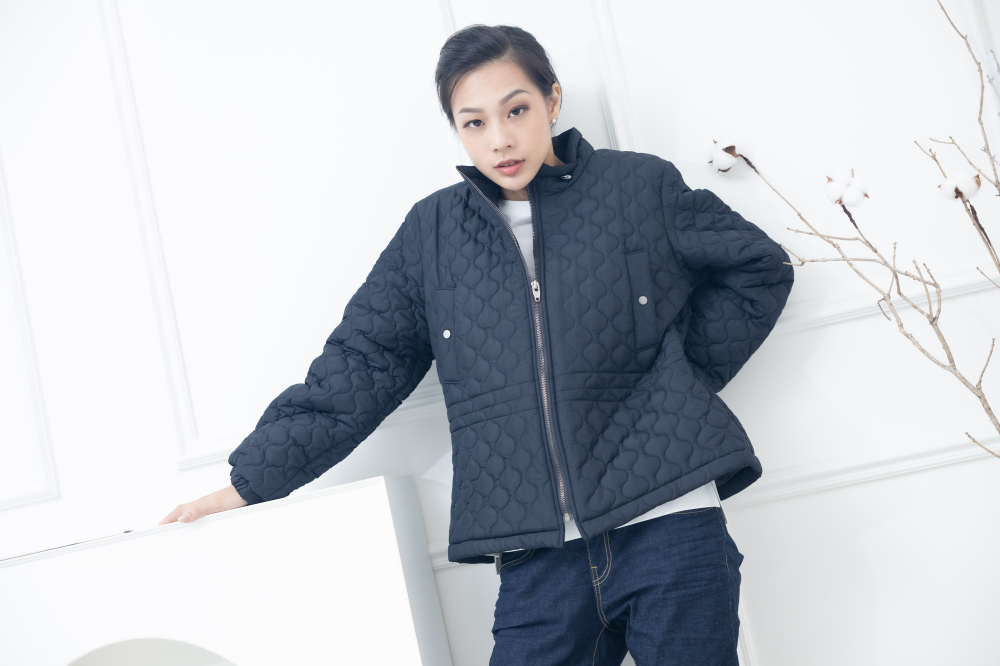 코트 束繩串珠似壓紋短版外套 / 黑色