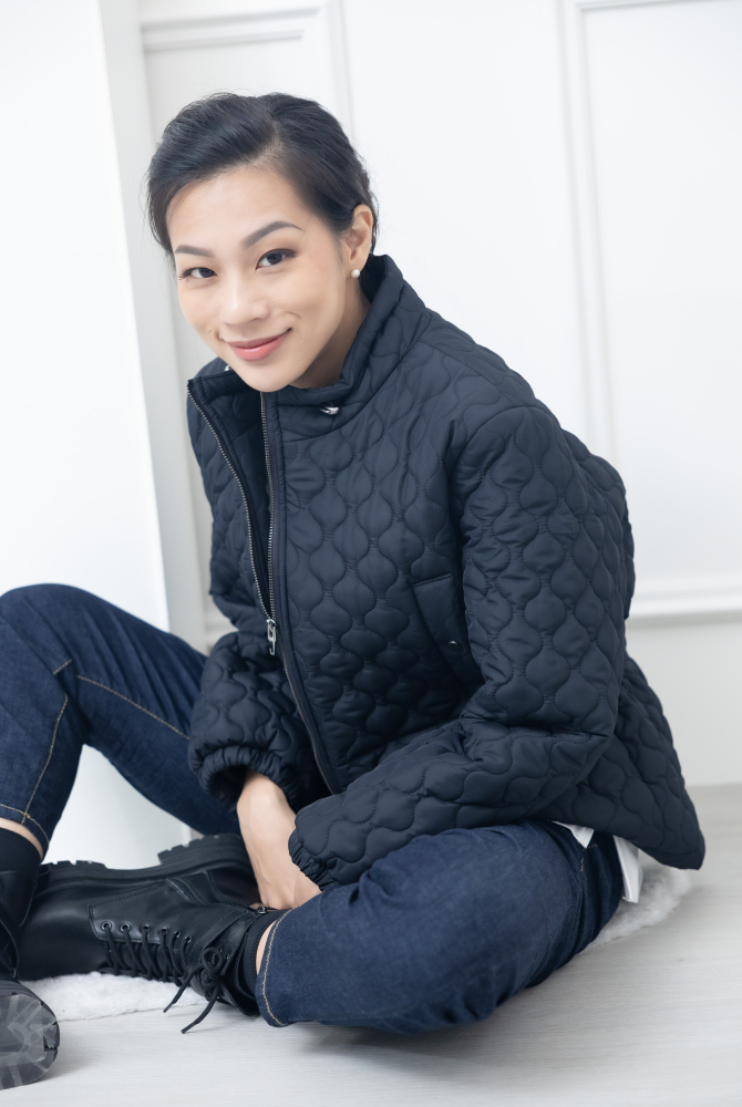 코트 束繩串珠似壓紋短版外套 / 黑色