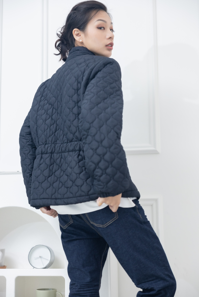 코트 束繩串珠似壓紋短版外套 / 黑色