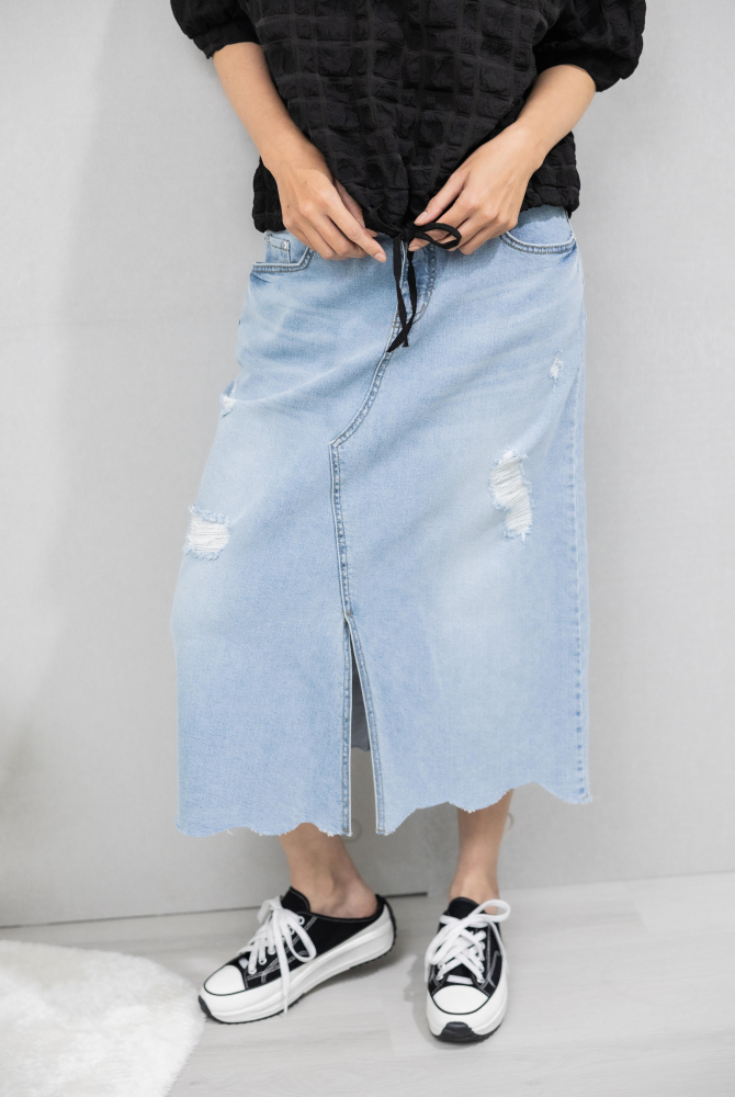 치마 刷破A字牛仔裙／藍色