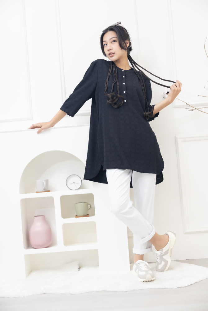 긴팔 格紋七分袖上衣／黑色