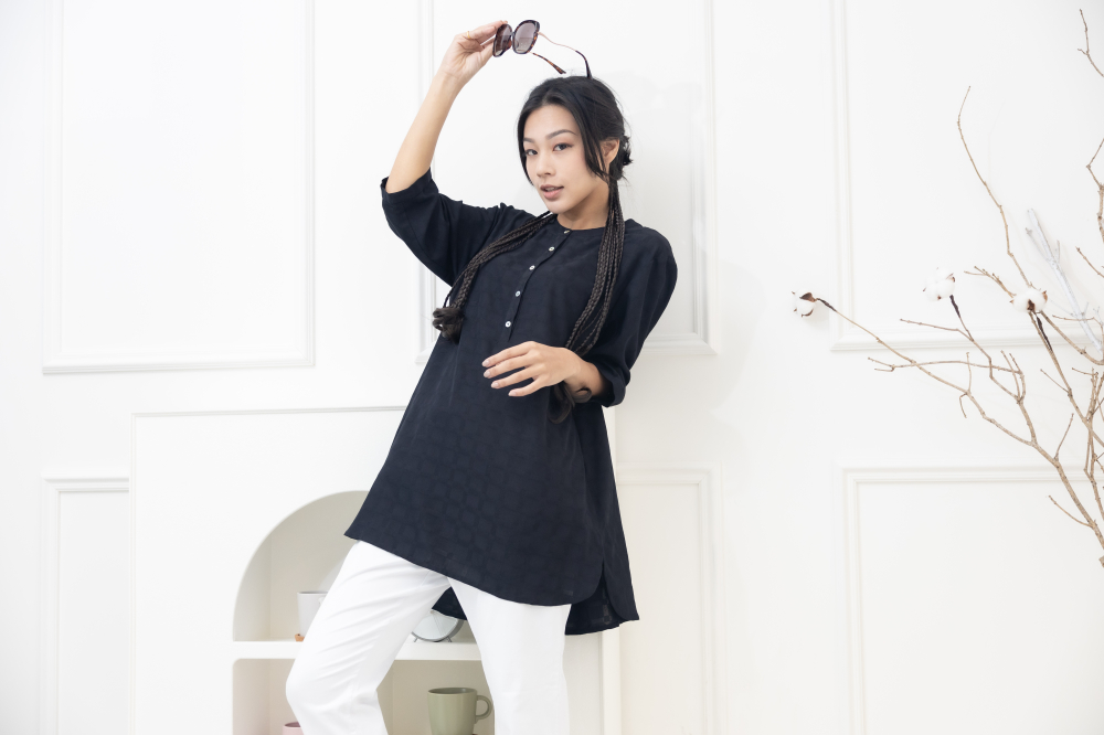 긴팔 格紋七分袖上衣／黑色