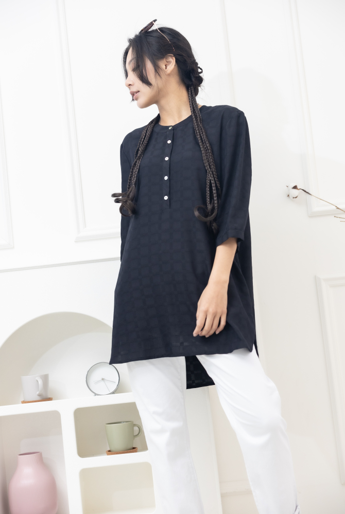 긴팔 格紋七分袖上衣／黑色