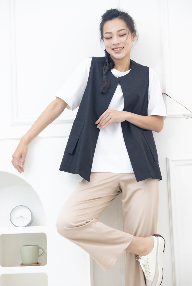 긴 바지 褲腳開叉長褲 / 卡其色