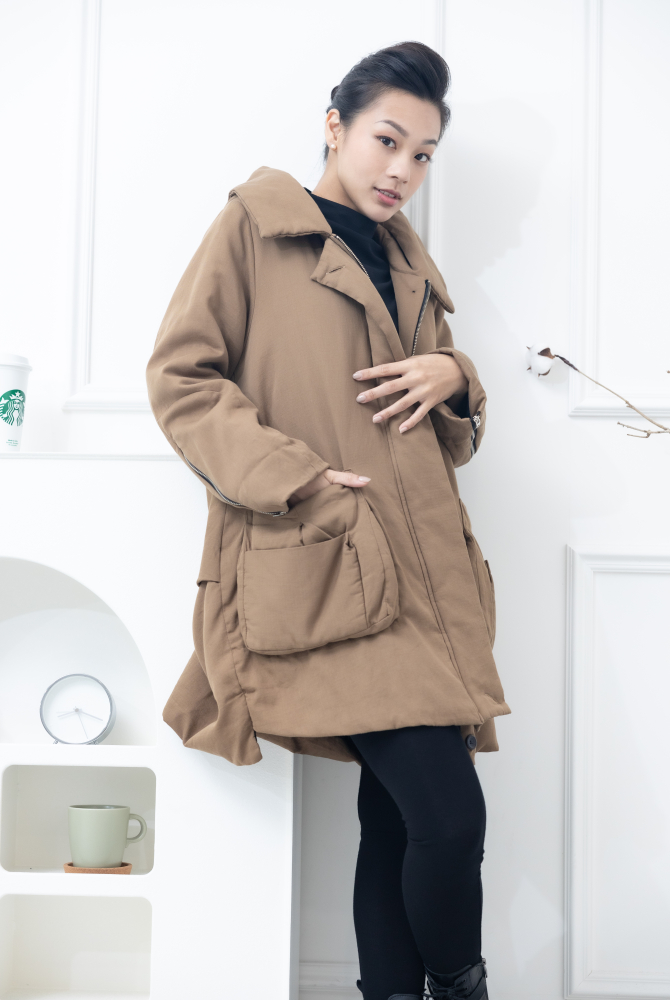 코트 大口袋連帽外套／棕色
