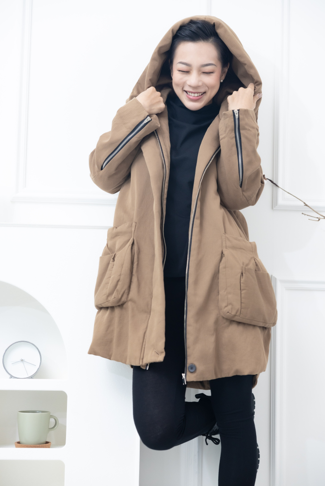 코트 大口袋連帽外套／棕色