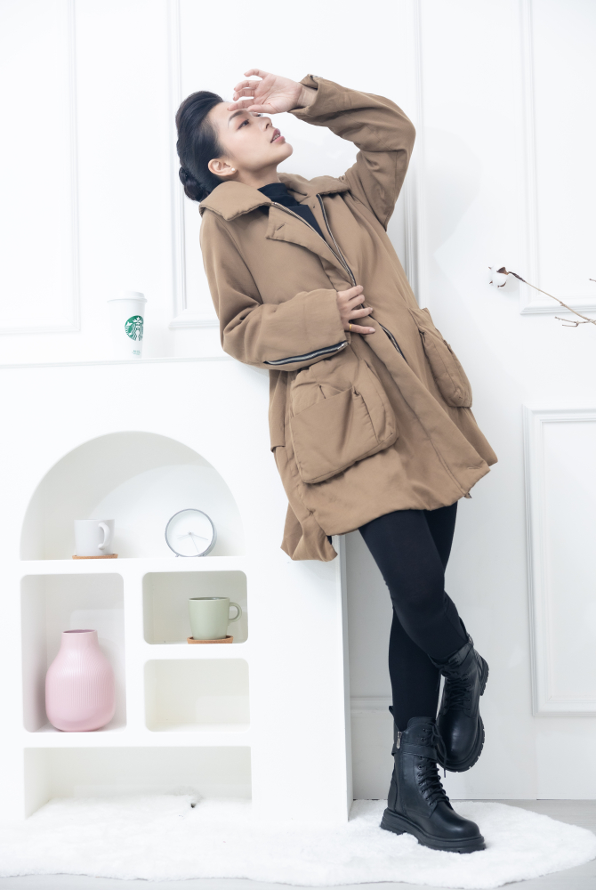 코트 大口袋連帽外套／棕色