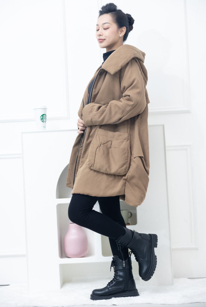 코트 大口袋連帽外套／棕色