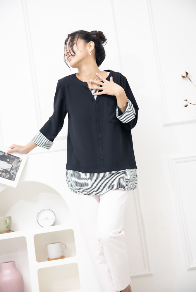 긴팔 衣襬白底黑條紋長袖上衣／黑色
