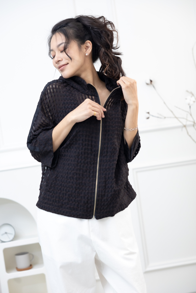 코트 簍空造型外套/黑色