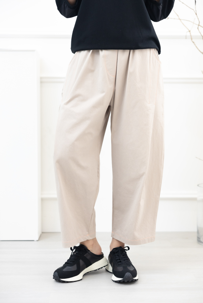 긴 바지 淺米色特色縫線長褲