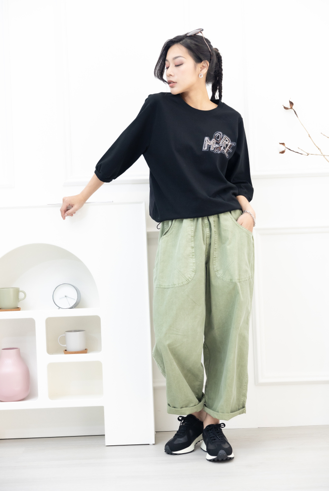 긴 바지 大口袋直筒長褲／淺綠色