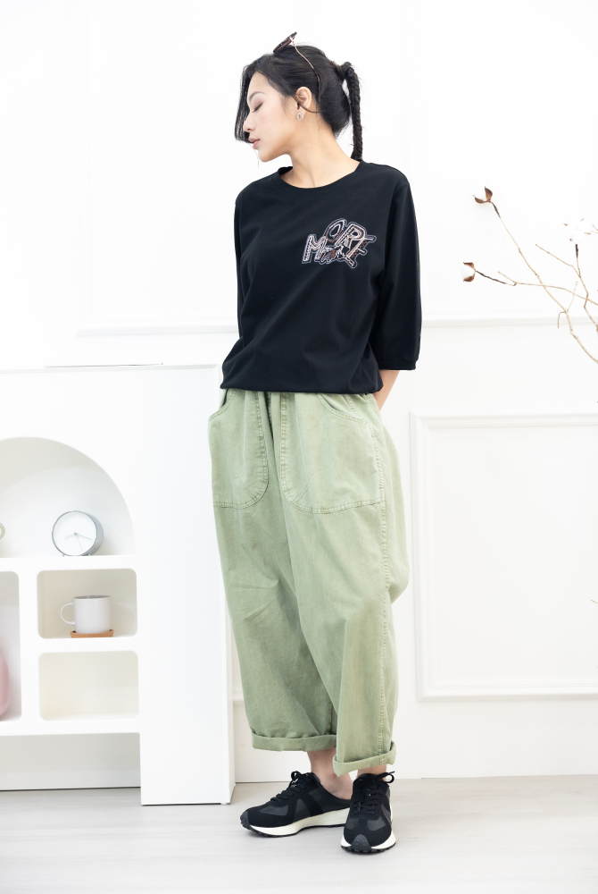 긴 바지 大口袋直筒長褲／淺綠色