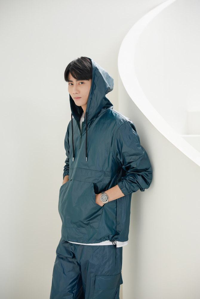긴팔 防潑水連帽長袖上衣 / 藍綠色