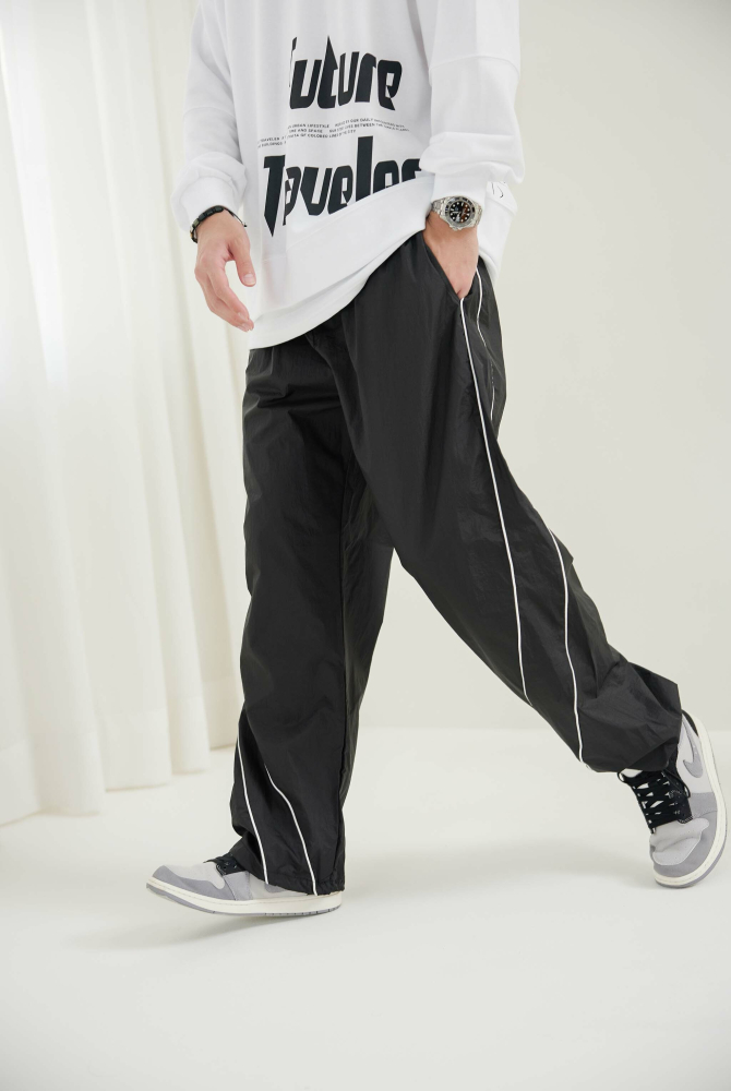 긴 바지 尼龍線條長褲 / 黑色