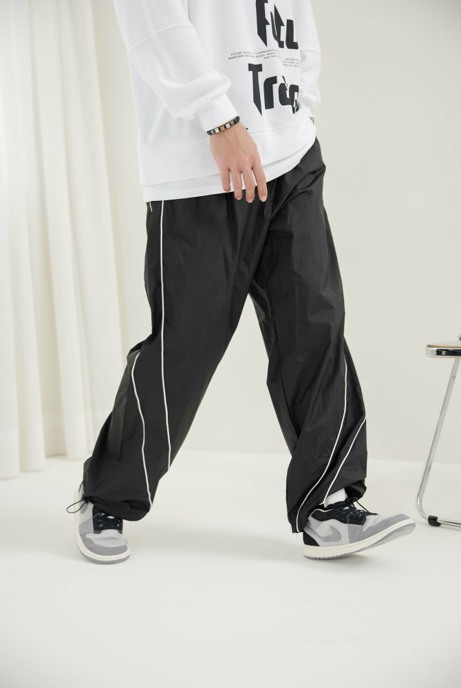 긴 바지 尼龍線條長褲 / 黑色