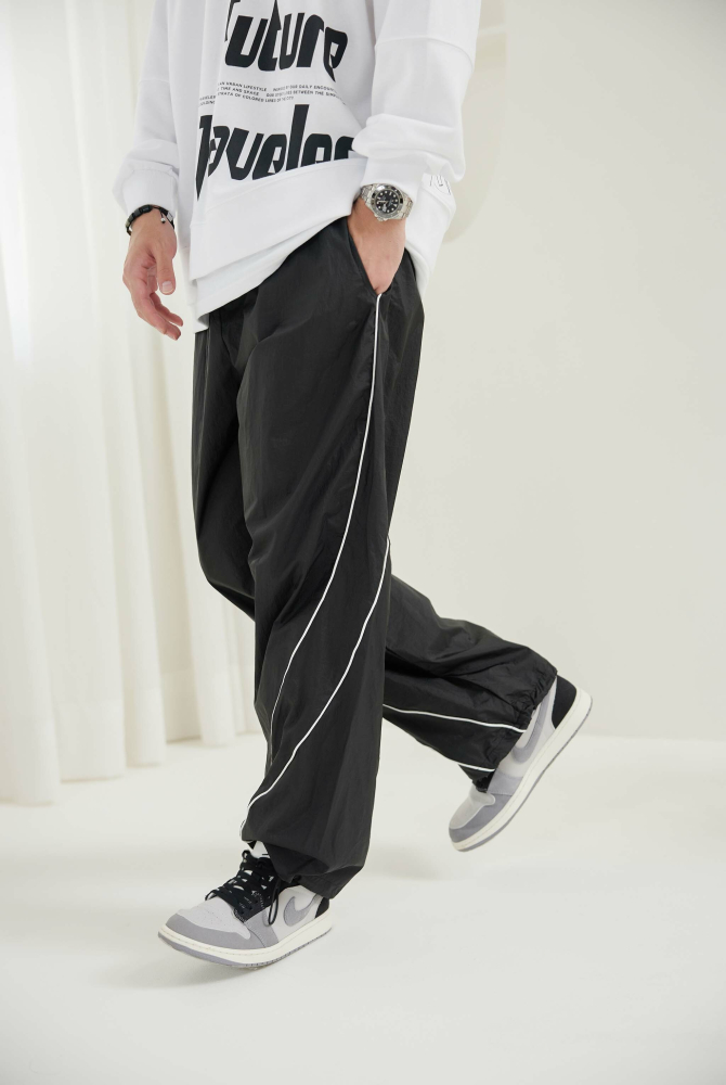 긴 바지 尼龍線條長褲 / 黑色