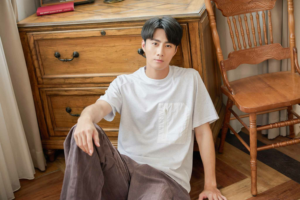 반팔 胸前口袋短袖上衣／白色