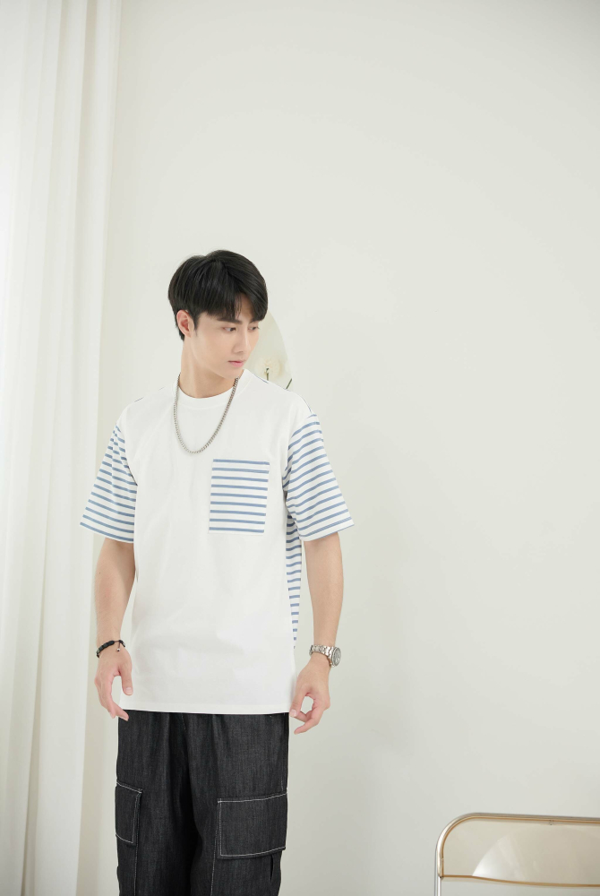 반팔 條紋口袋短袖上衣／白底淺藍條紋