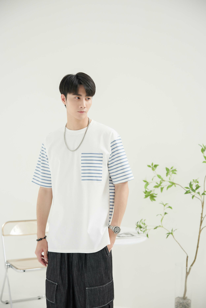 반팔 條紋口袋短袖上衣／白底淺藍條紋