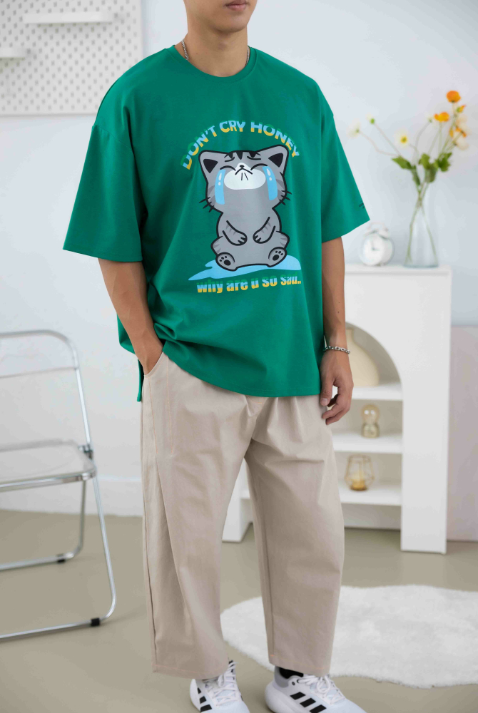 반팔 貓咪別哭短袖上衣／綠色