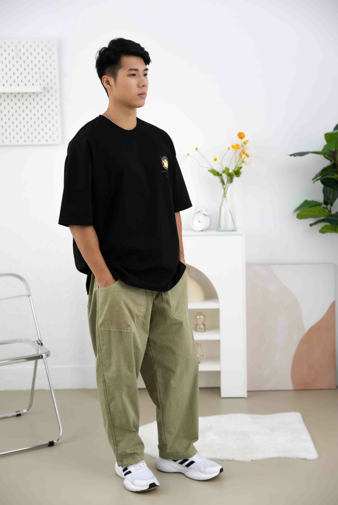 반팔 小鴨落肩短袖上衣 / 黑色