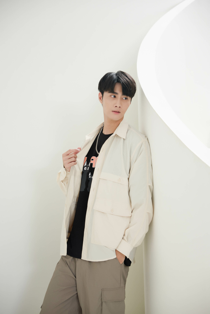 셔츠 多口袋長袖上衣/米白色