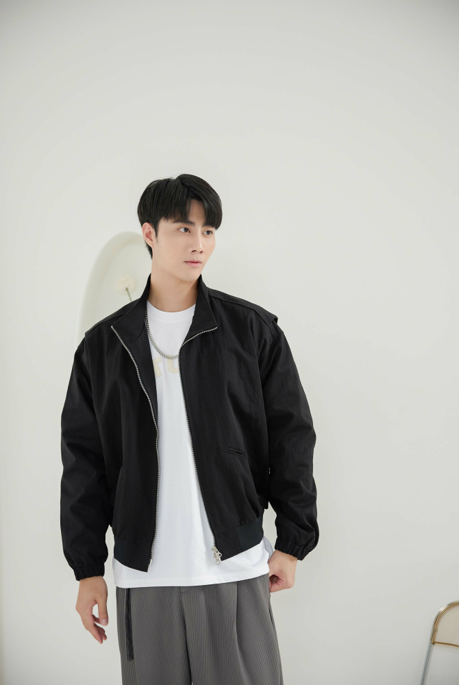 코트 肩線設計長袖外套／黑色